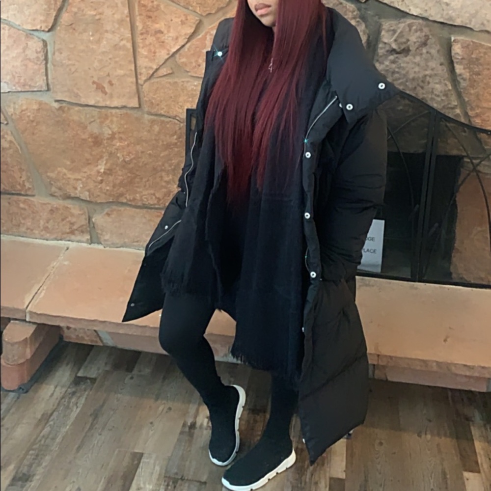 PLT LONG BLACK COAT size small